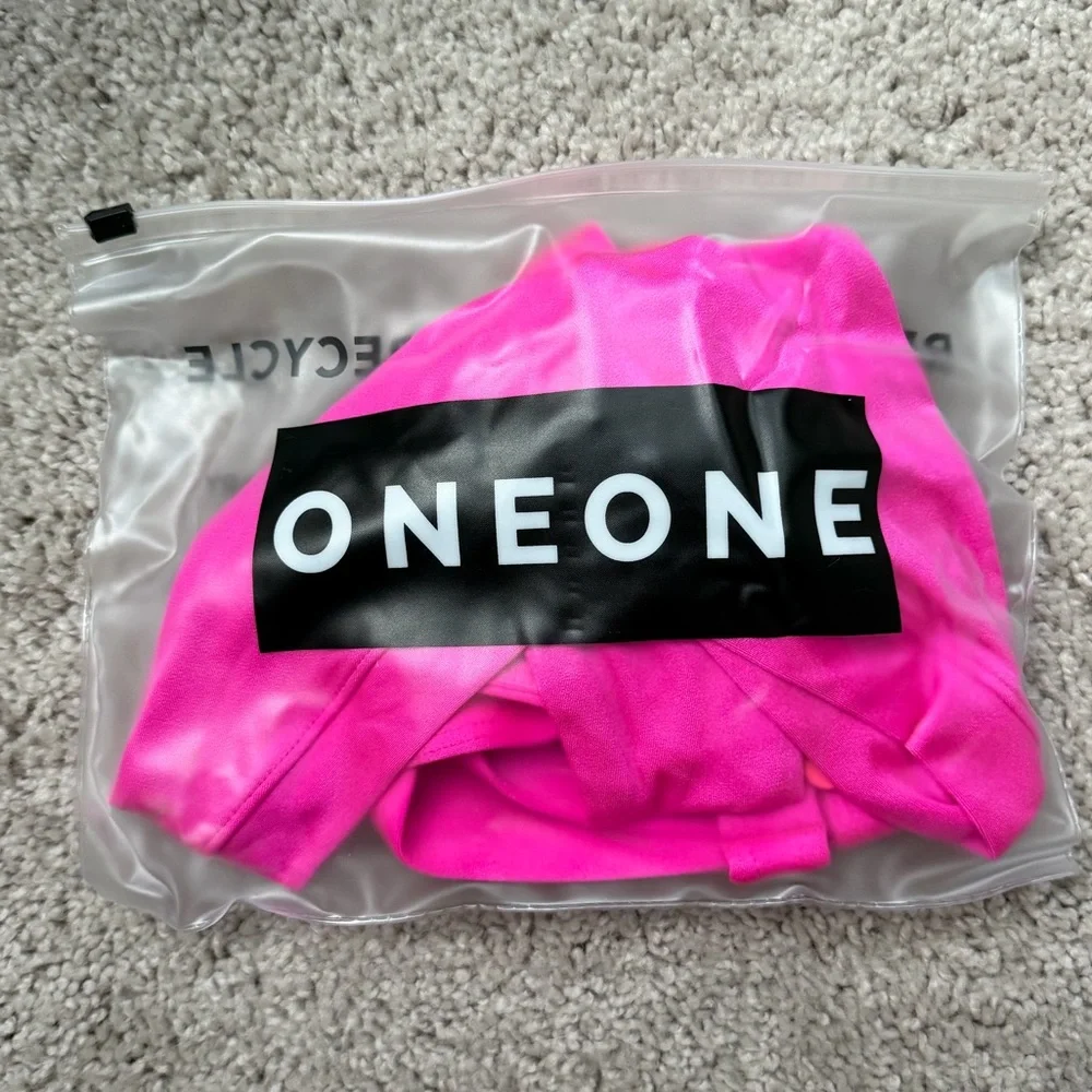 ONE ONE SWIM Kameron & Jesse Set Hot Pink
